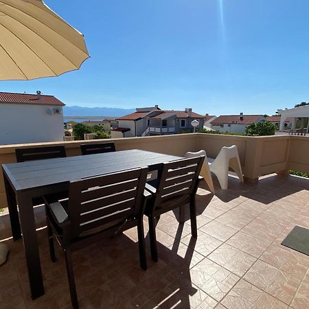 Beachfront Apartment Вир Екстериор снимка